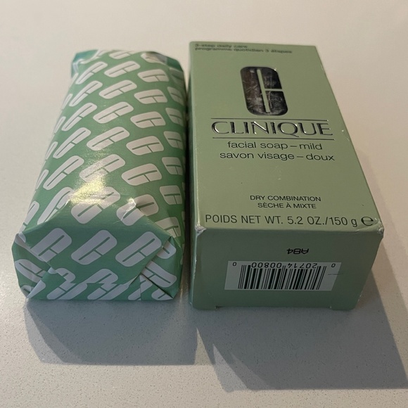 NEW RARE Clinique Facial Soap Mild 5.2 oz / 150g - Box Slightly Damaged HTF - Picture 2 of 5